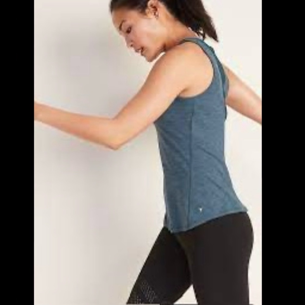 Mesh-Back Tank Top - Picture 3 of 5